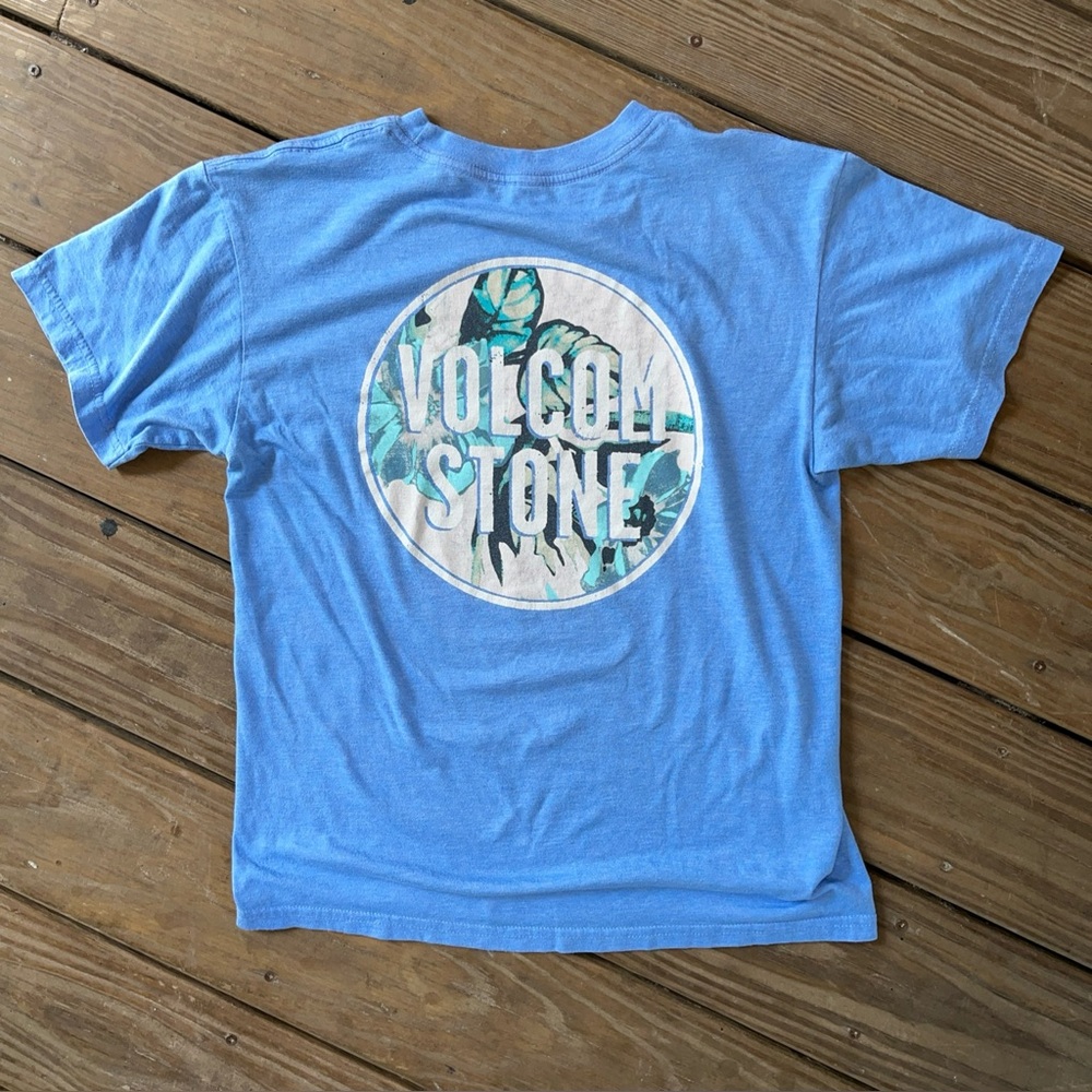 Volcom Stone Graphic Tee. Medium.  Skateboard, Snowboard, Surfer, Mountain Bike